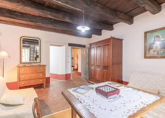 別荘 La Canonica ピエガーロ